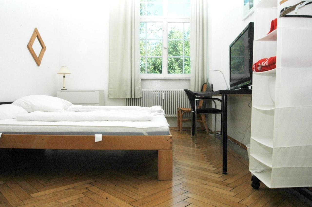 Altes Schulhaus Apartment Argenbuhl Bagian luar foto
