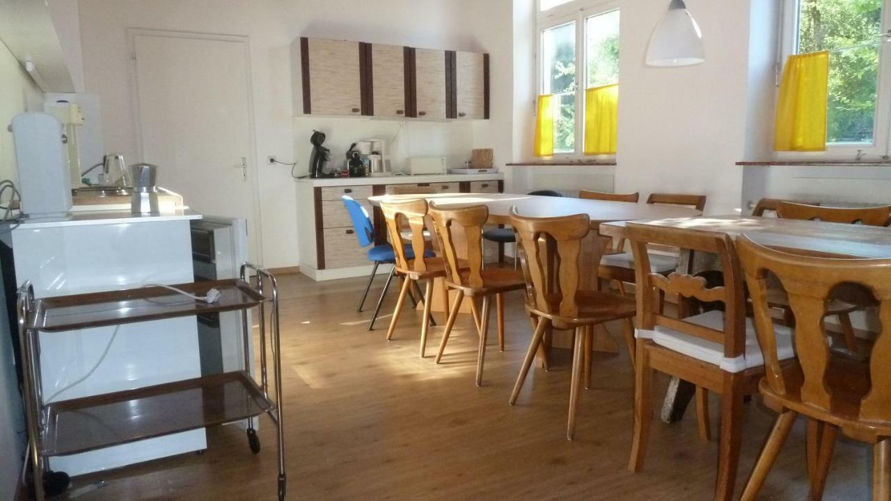 Altes Schulhaus Apartment Argenbuhl Bagian luar foto